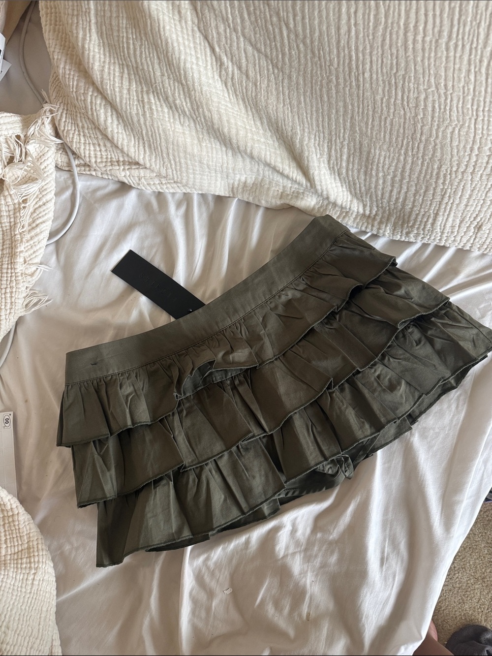 Lioness Solstice Mini Skort olive safari green skirt ruffles - Picture 9 of 10